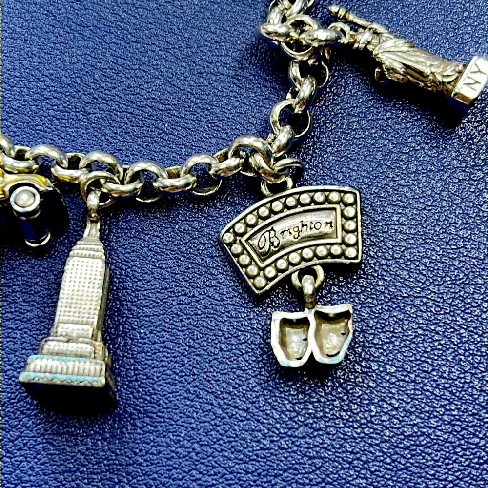 Brighton NEW YORK CITY Charm bracelet - Picture 5 of 9